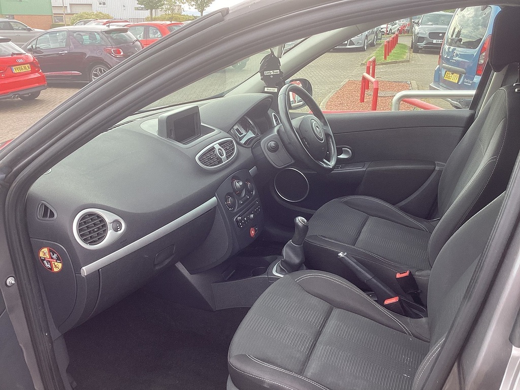 Renault Clio 1.2L Dynamique Tomtom Silver #9
