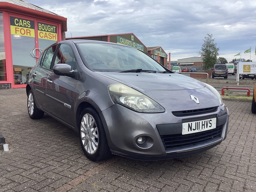 Renault Clio Dynamique Tomtom Grey