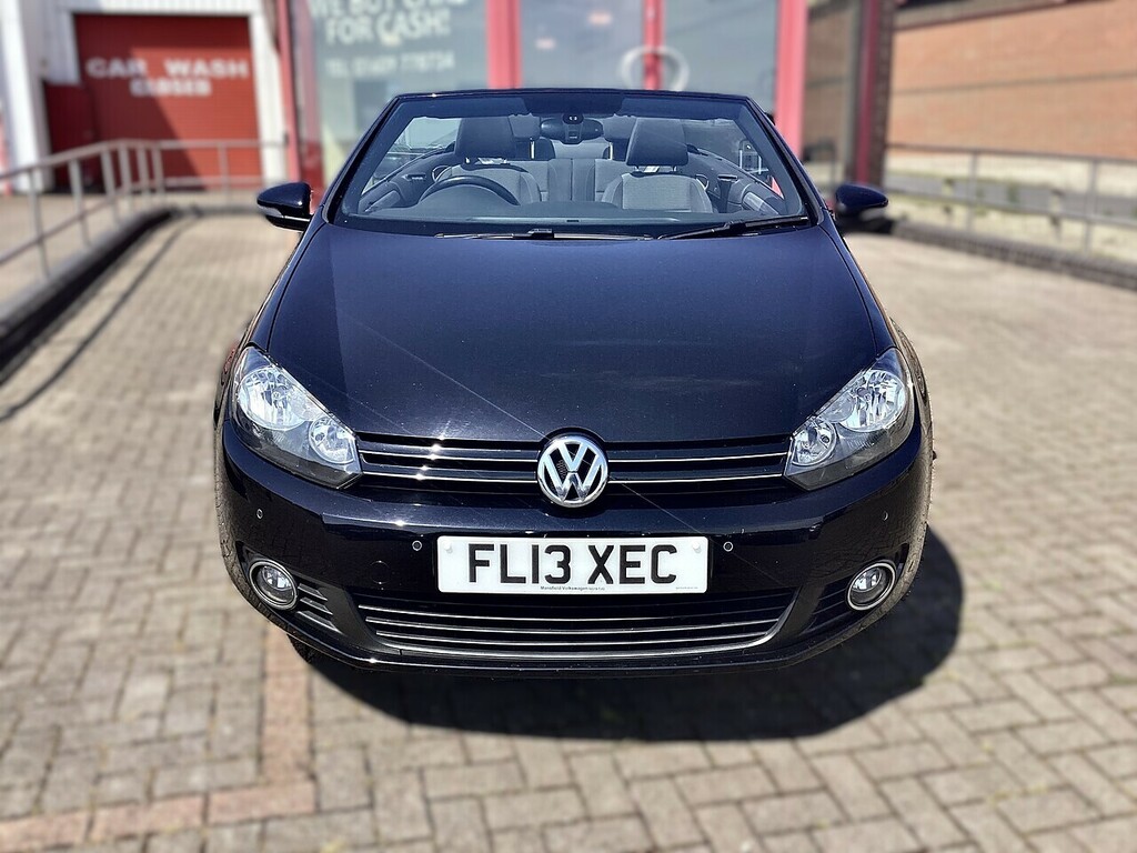 Volkswagen Golf Tsi S Black #3