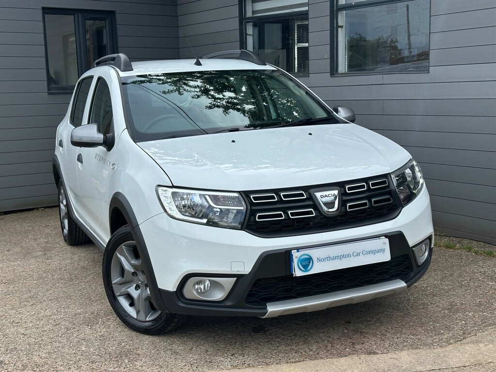 Dacia Sandero Stepway 1.5 Dci Laureate Euro 6 Ss GV17NKG White #4