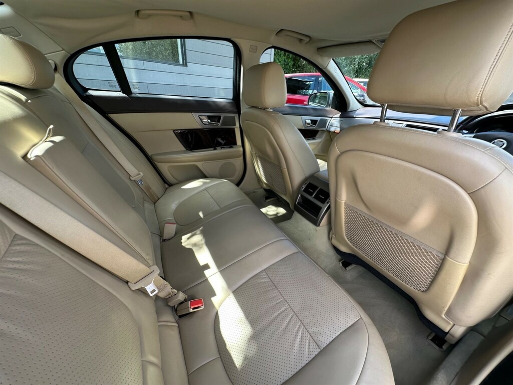 Jaguar XF 2.7D V6 Premium Luxury Euro 4 Blue #25