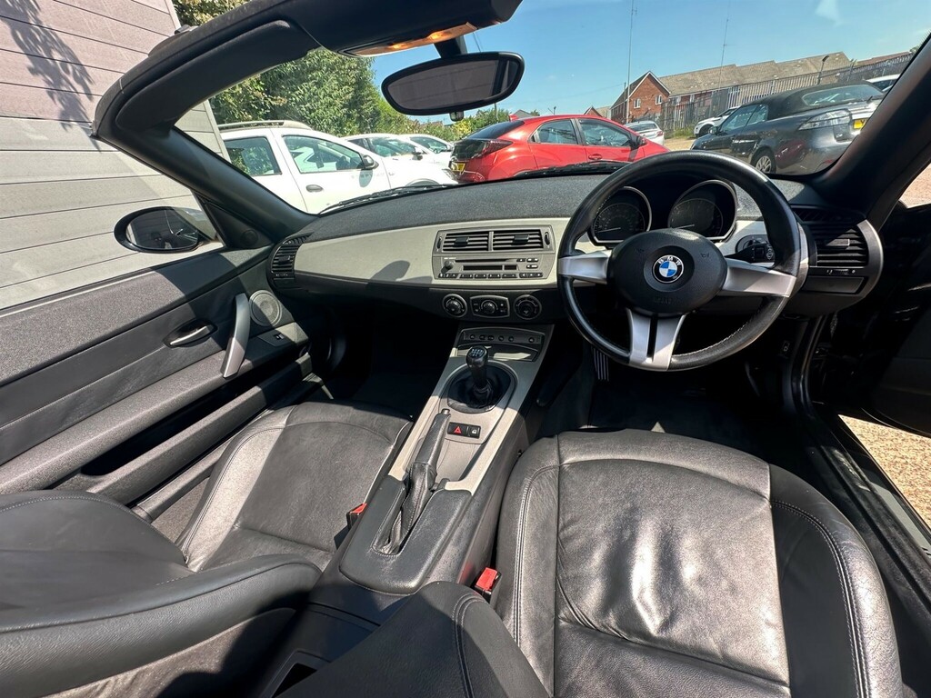 BMW Z4 2.2I Se Euro 3 Silver #23