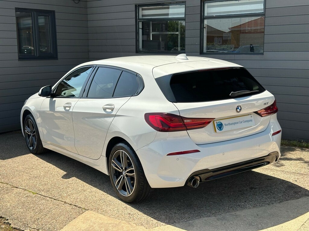 BMW 1 Series 1.5 118I Sport Euro 6 Ss AK69OEZ #2