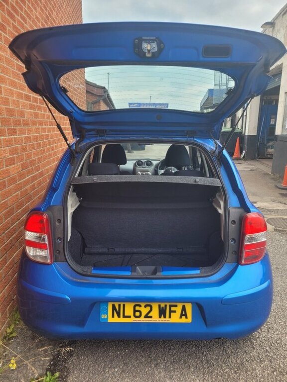 Nissan Micra Visia Black #16