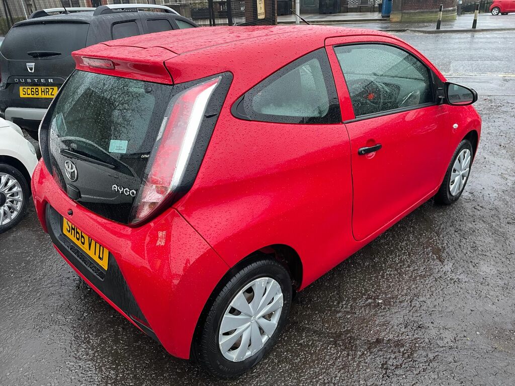 Toyota Aygo Aygo Hatchback SH66VTD Red #4