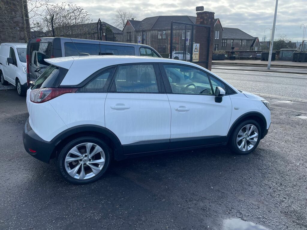 Vauxhall Crossland X 1.2 Se Suv Euro 6 83 Ps DY68FLH White #3