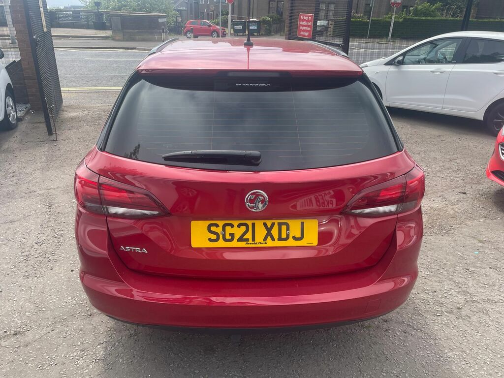 Vauxhall Astra 1.5 Turbo D Se Sports Tourer Eur SG21XDJ Red #5