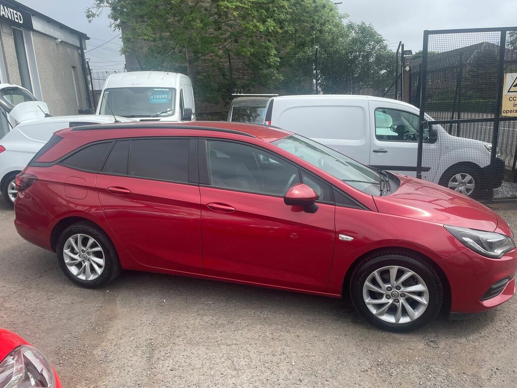 Vauxhall Astra 1.5 Turbo D Se Sports Tourer Eur SG21XDJ Red #3