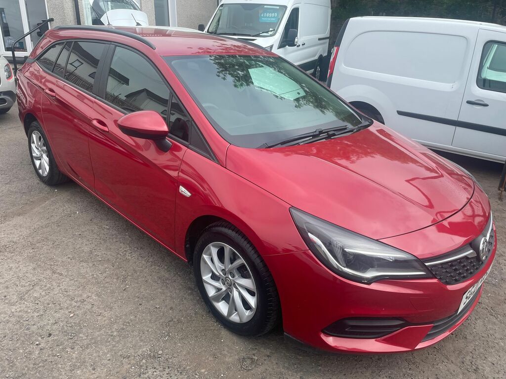Vauxhall Astra 1.5 Turbo D Se Sports Tourer Eur SG21XDJ Red