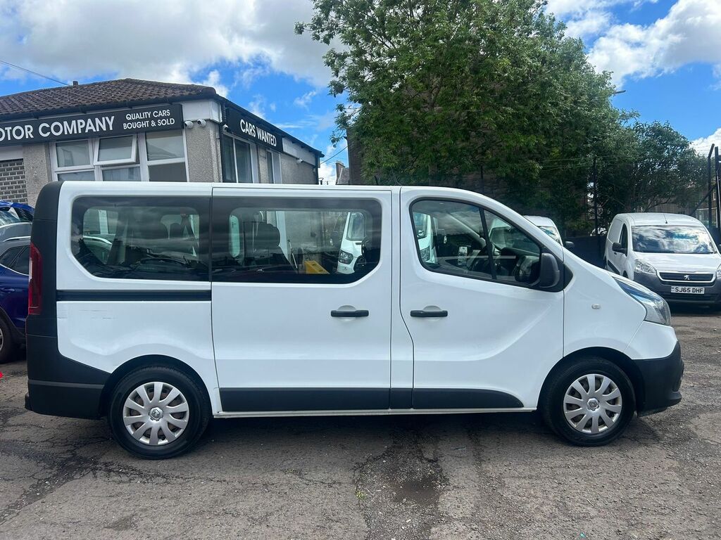 Renault Trafic Trafic L1 Minibus Fwd White #3
