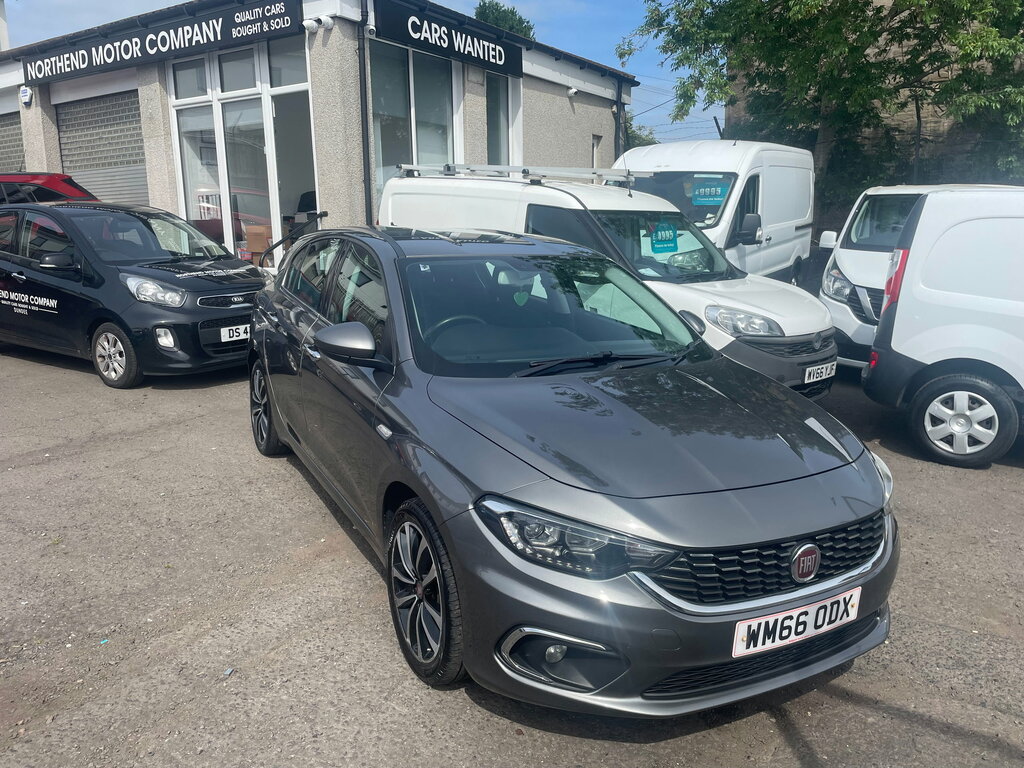 Fiat Tipo 1.3 Multijetii Lounge Hatchback Grey