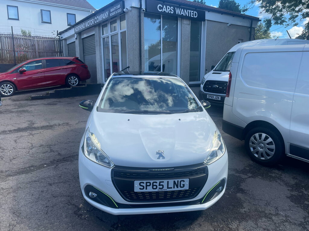 Peugeot 208 1.2 Puretech Allure Hatchback Eu White #2