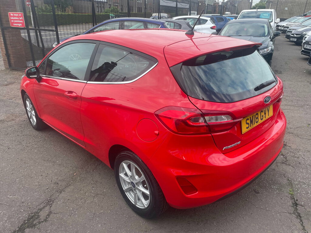 Ford Fiesta Fiesta Hatchback Red #6