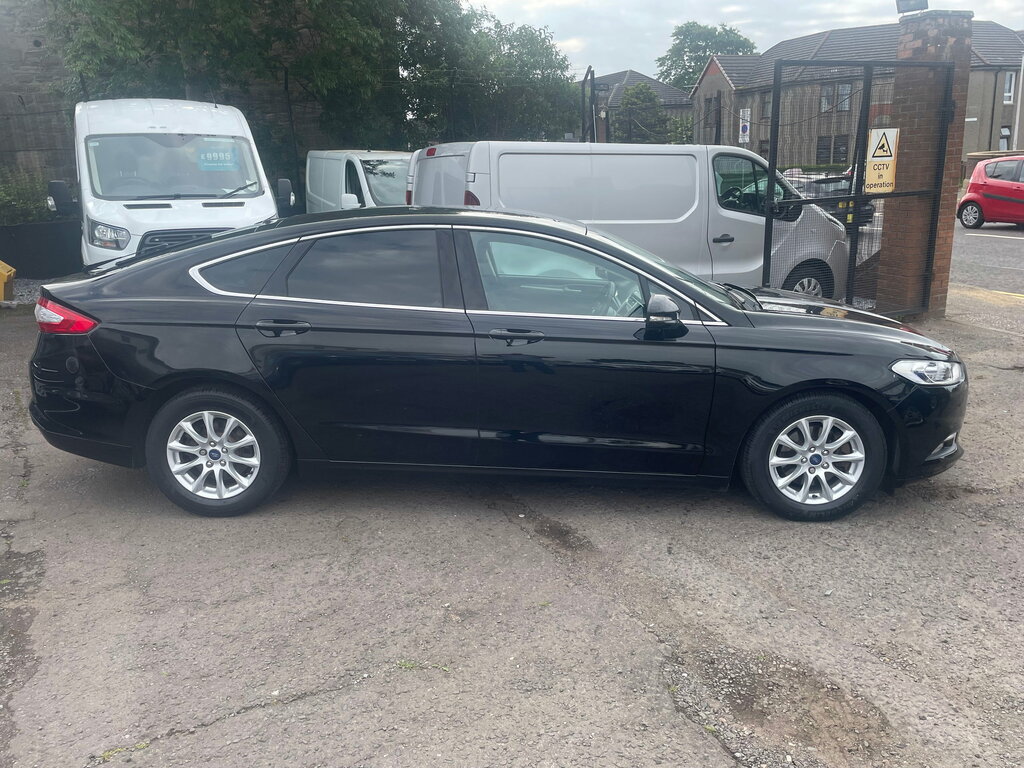 Ford Mondeo 2.0 Tdci Zetec Hatchback Euro 6 Black #3
