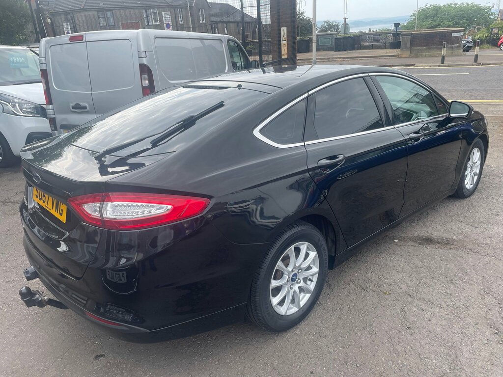 Ford Mondeo 2.0 Tdci Zetec Hatchback Euro 6 Black #4