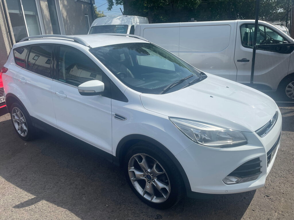 Ford Kuga Kuga Estate White