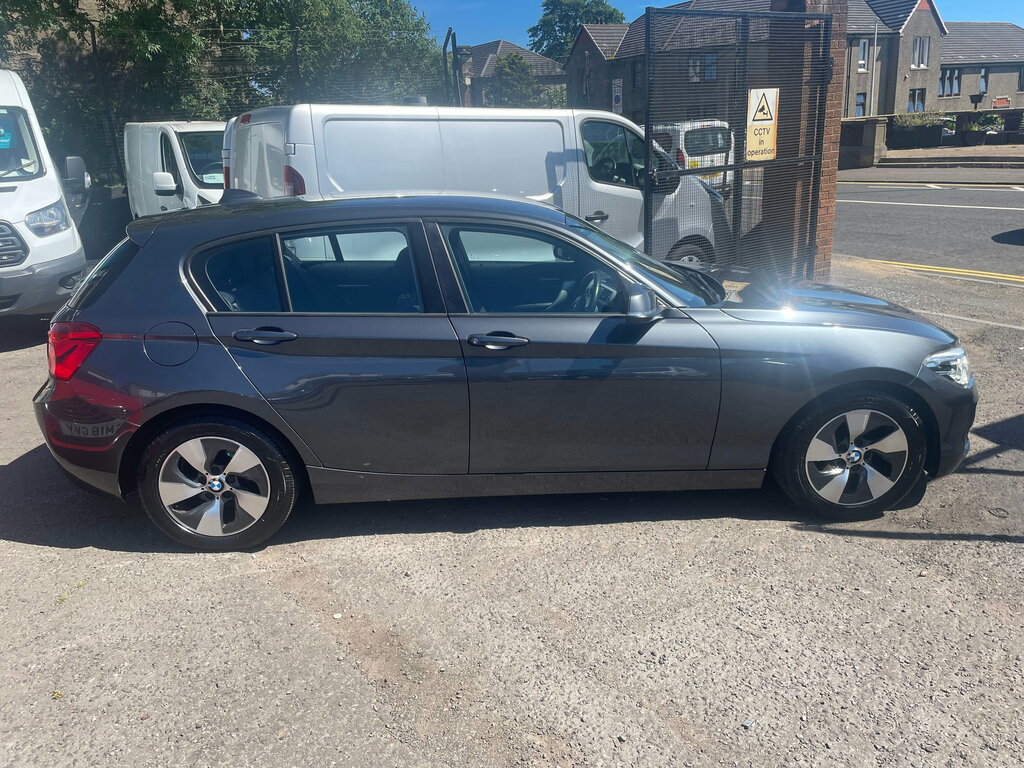 BMW 1 Series 1 Series Hatchback KU18YLT Grey #3