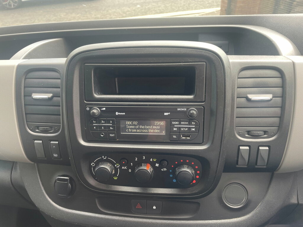 Nissan NV300 Dci Acenta L2h1 Pv Grey #11