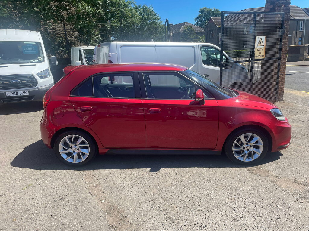 MG MG3 Mg3 Hatchback Red #3