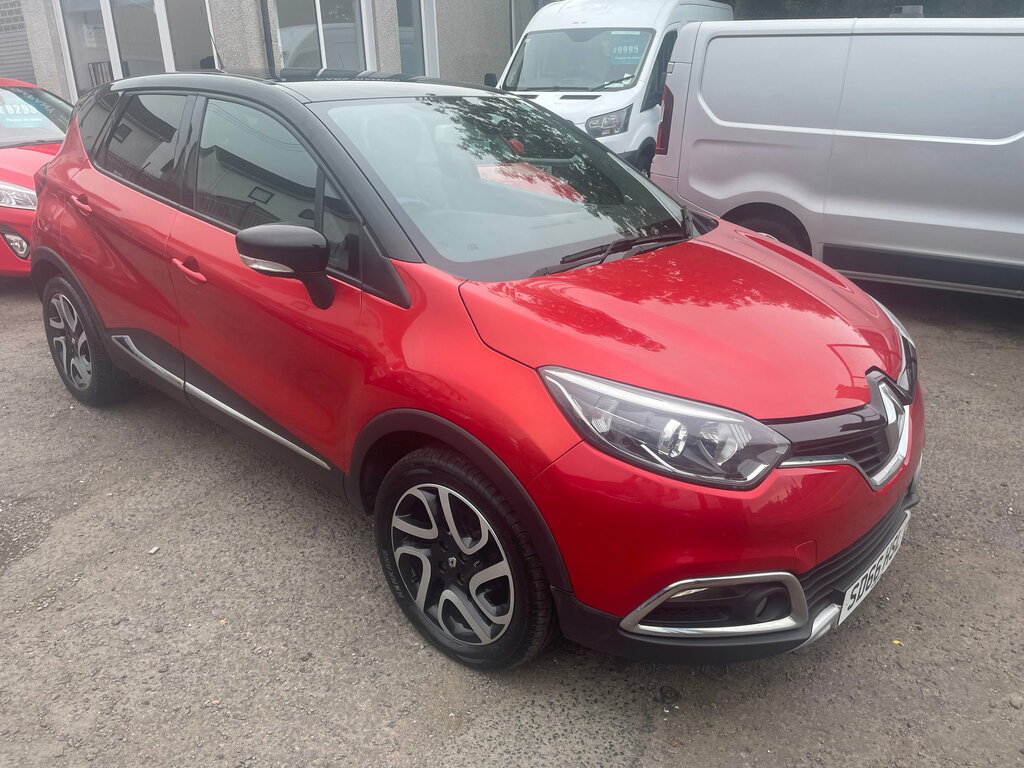Renault Captur Captur Hatchback Red