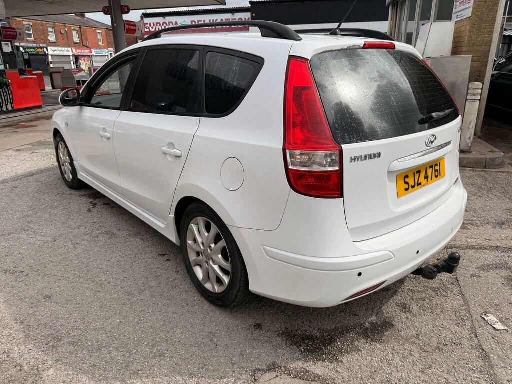 Hyundai I30 1.6 Crdi Comfort Euro 4 White #6