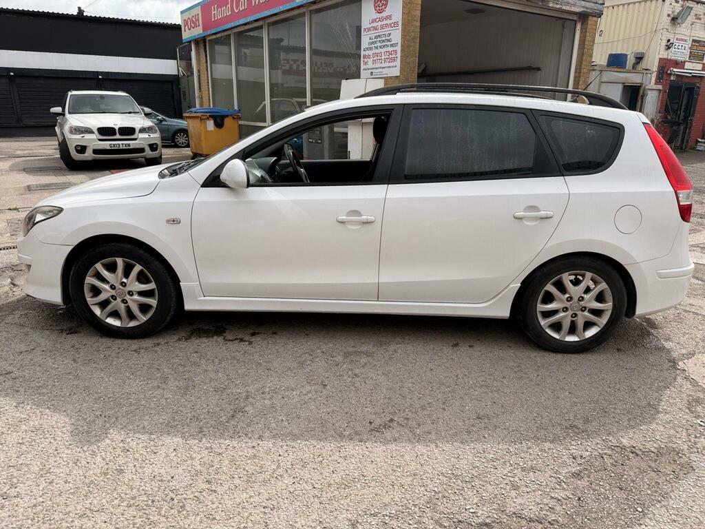 Hyundai I30 1.6 Crdi Comfort Euro 4 White #5