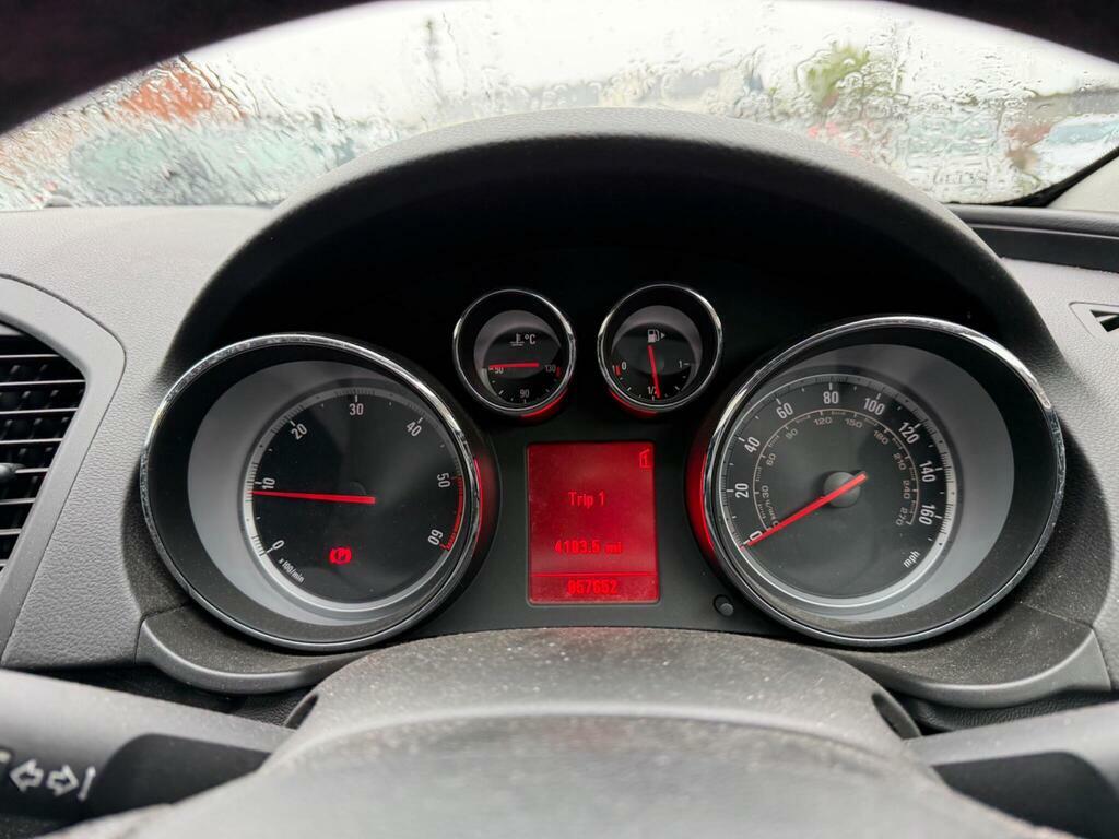 Vauxhall Insignia #11