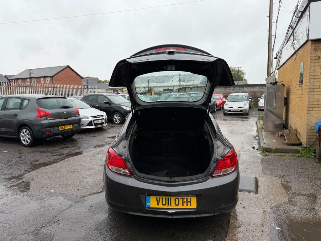 Vauxhall Insignia #9