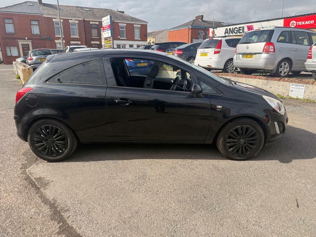 Vauxhall Corsa 1.2 16V Energy Euro 5 Black #4