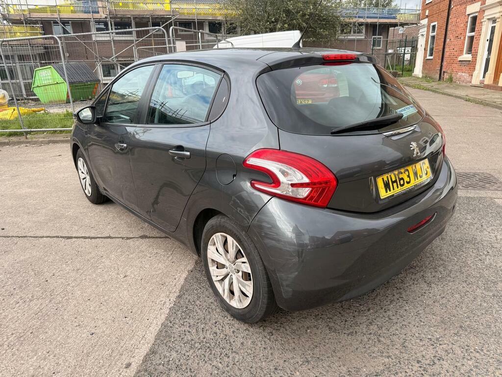 Peugeot 208 1.4 Hdi Access Euro 5 Grey #6