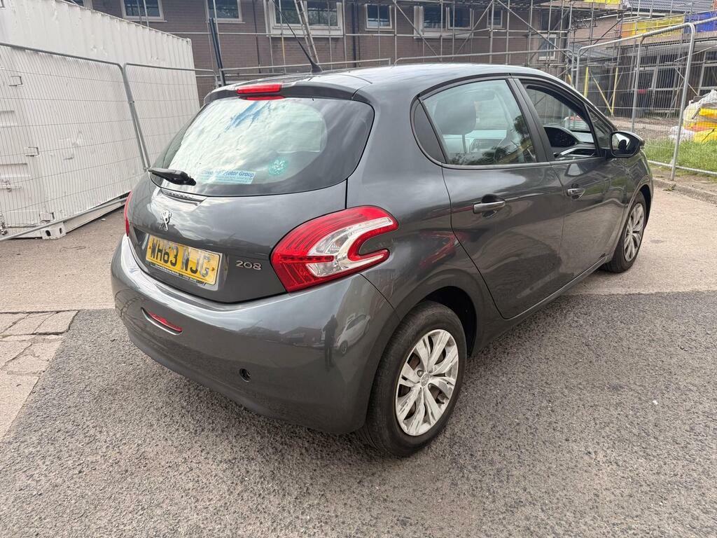 Peugeot 208 Tech Edition Grey #8