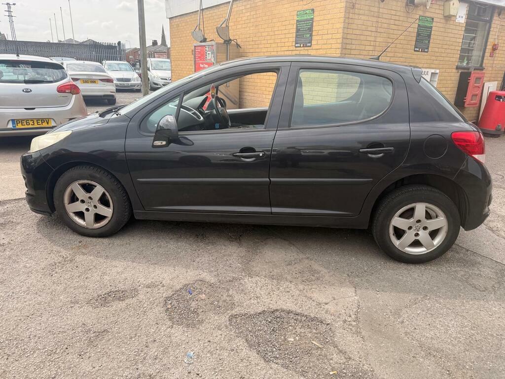 Peugeot 207 1.4 Verve Euro 5 Black #4