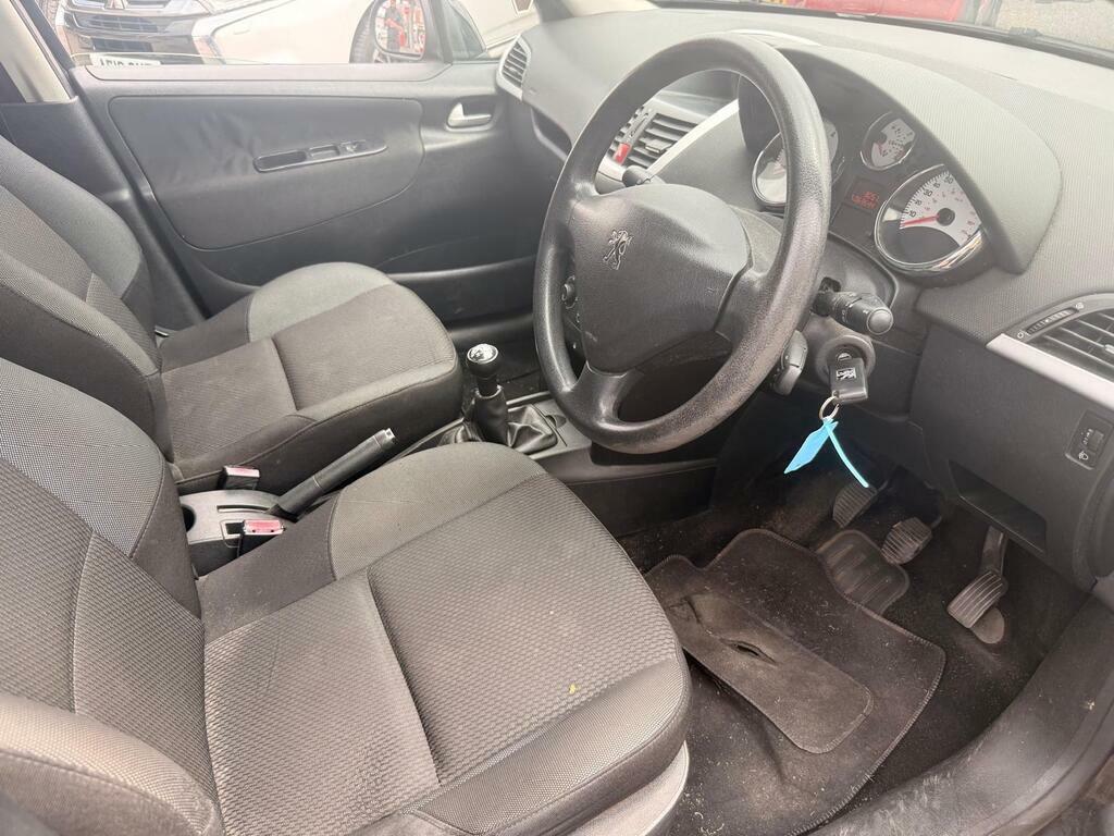 Peugeot 207 Hatchback Black #11