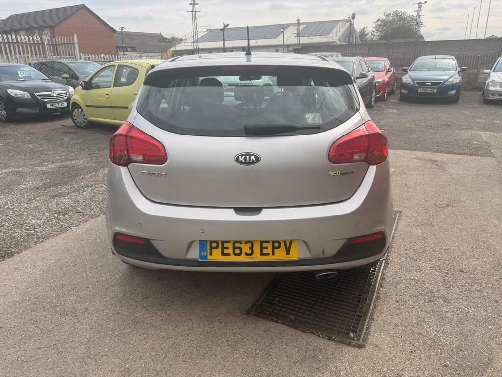 Kia Ceed 1.6 Crdi Ecodynamics 2 Euro 5 S S Silver #6