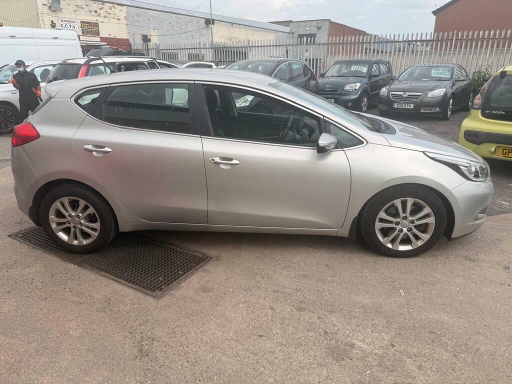 Kia Ceed 1.6 Crdi Ecodynamics 2 Euro 5 S S Silver #4