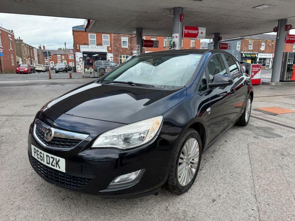 Vauxhall Astra 1.4 16V Excite Euro 5 Black #3