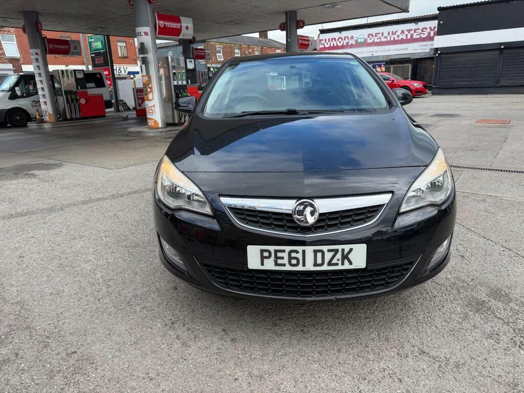 Vauxhall Astra 1.4 16V Excite Euro 5 Black #2