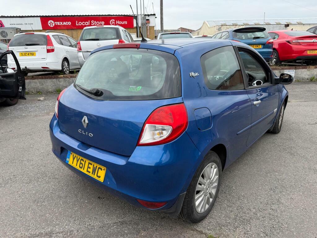 Renault Clio 1.2 I-music Euro 5 White #8