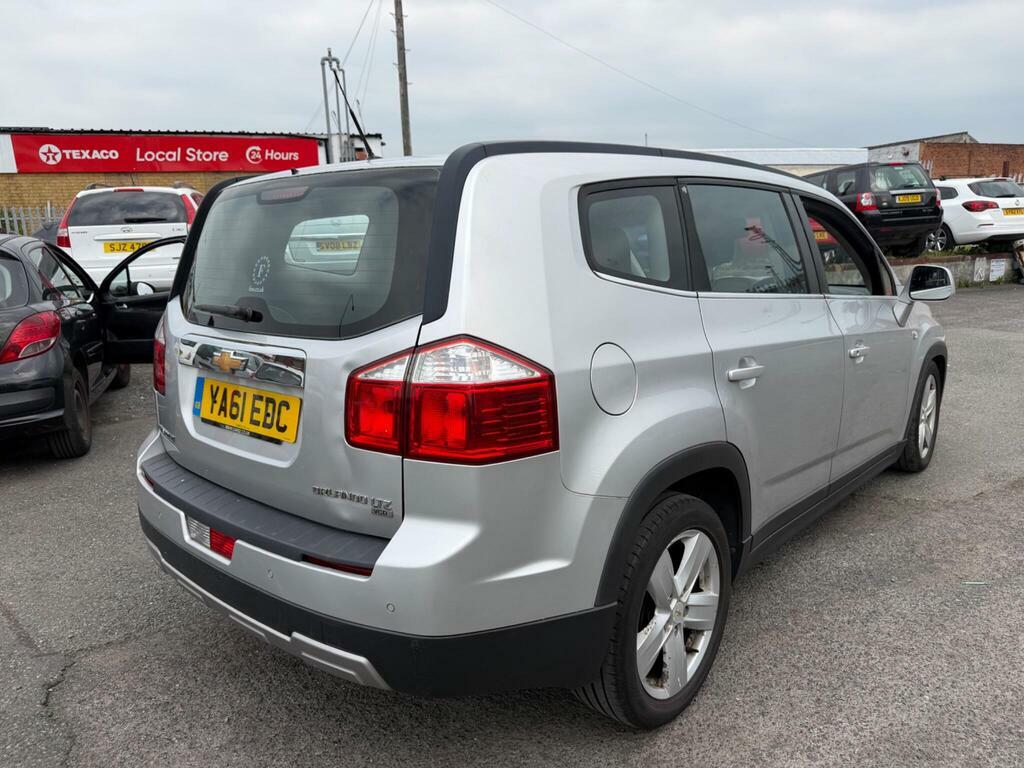 Chevrolet Orlando 2.0 Vcdi Ltz Euro 5 Silver #6