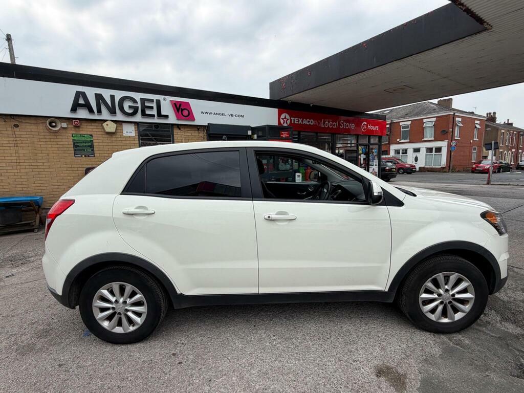 SsangYong Korando 2.0D Se4 4Wd Euro 5 White #5