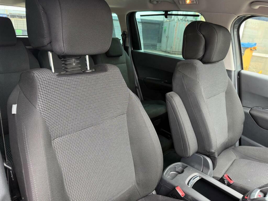 Peugeot 5008 Exclusive Silver #11