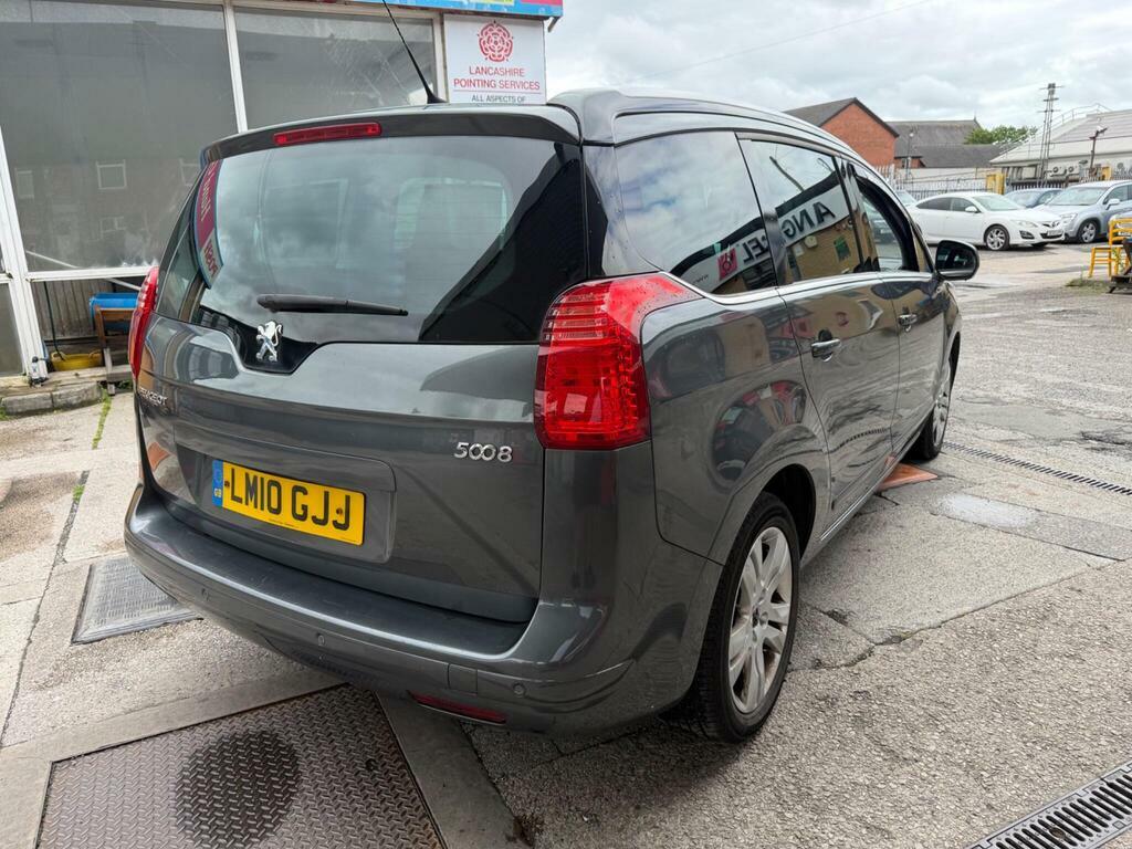 Peugeot 5008 Exclusive Silver #8