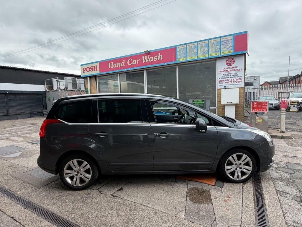 Peugeot 5008 2.0 Hdi Exclusive Euro 5 Grey #5