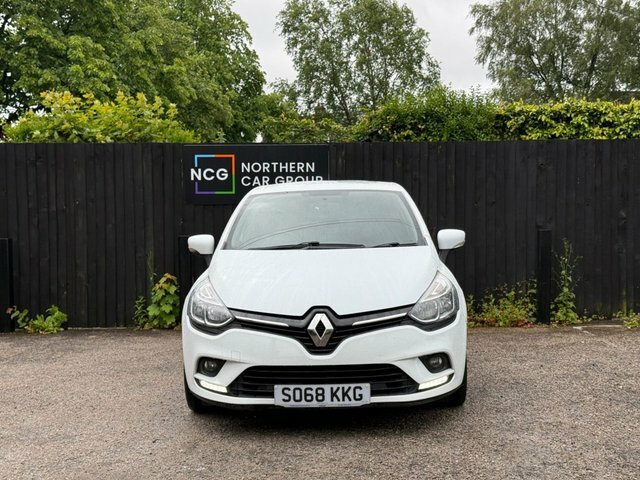 Renault Clio 2019 0.9 Tce Iconic Hatchback Eu SO68KKG White #2