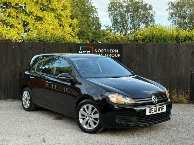 Volkswagen Golf 2011 1.6 Tdi Bluemotion Tech Match Hatchback D Black