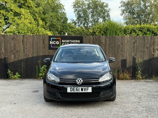 Volkswagen Golf 2011 1.6 Tdi Bluemotion Tech Match Hatchback D Black #2