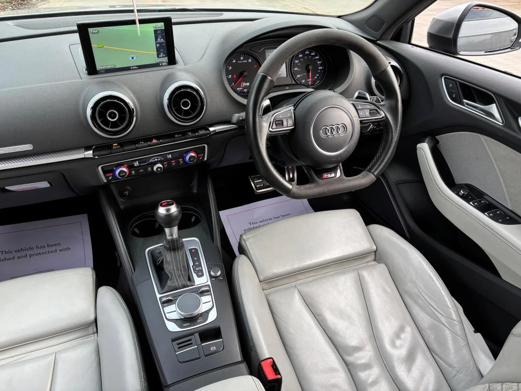 Audi RS3 Hatchback 2.5 Tfsi Sportback S Tronic Quattro Euro FA15YPU Grey #2