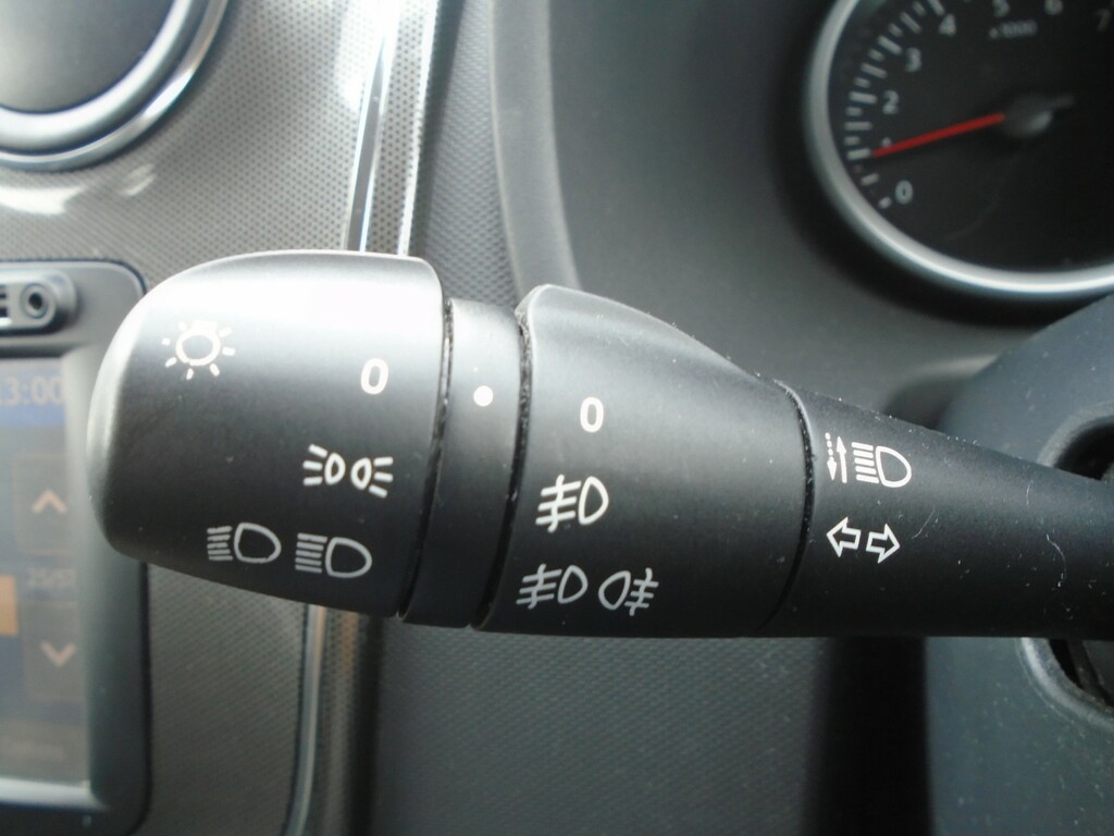 Dacia Sandero Stepway Sandero Stepway Laureate Tce White #24