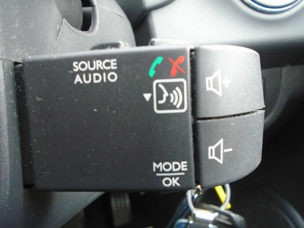 Dacia Sandero Stepway Sandero Stepway Laureate Tce White #26