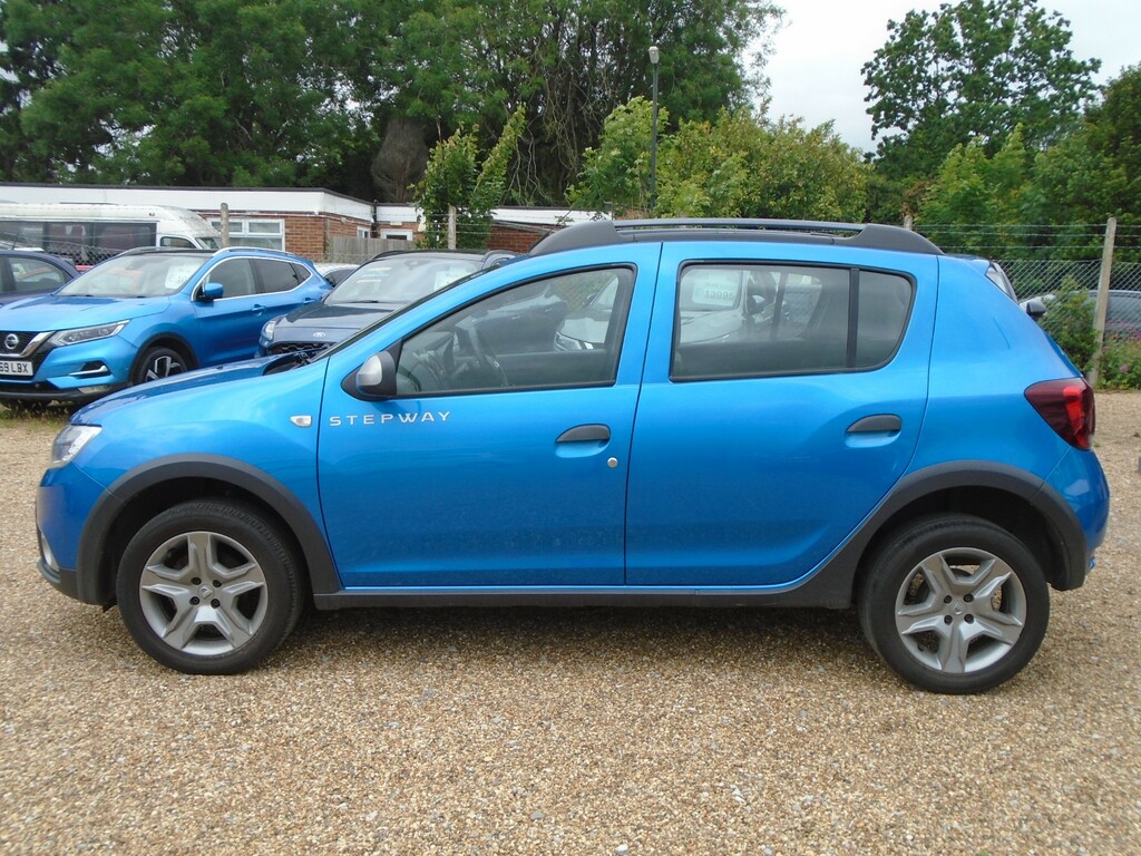 Dacia Sandero Stepway 1.5 Dci Laureate Hatchback Euro #6